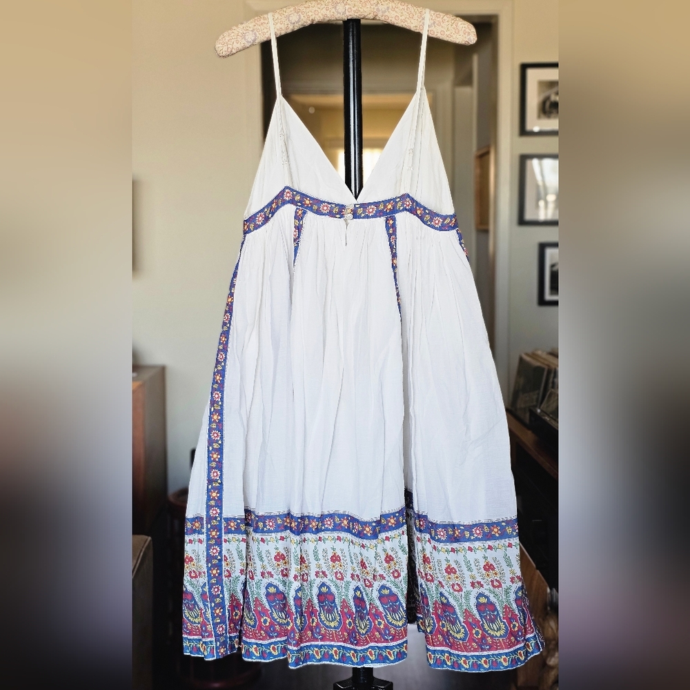 White Cotton Summer Festival Dress With Folky Floral Print - Picture 4 of 8
